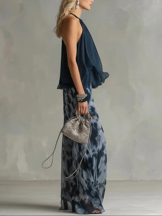 Detalle del top y pantalón del conjunto azul Essence Blue