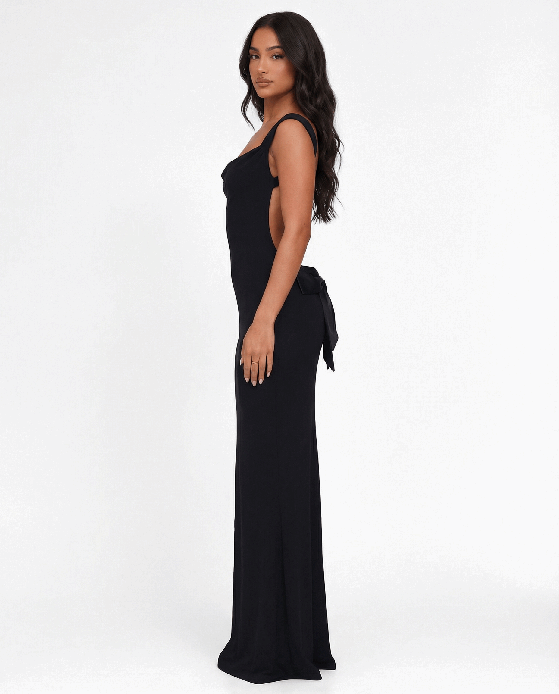 VESTIDO LARGO ESPALDA DESCUBIERTA CON LAZO