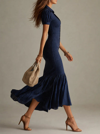 Vestido midi ajustado de corte sirena con cuello camisero a rayas azul marino