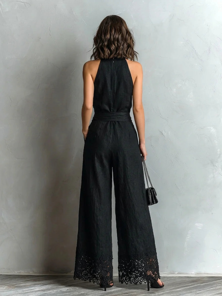 Ensemble gilet noir en coton synthétique à col montant et pantalon large à liseré dentelle et lien.