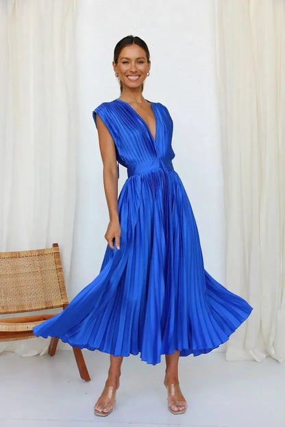 Fada | Vestido plisado con escote profundo