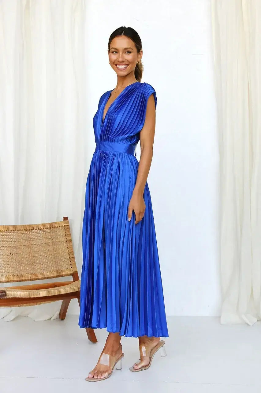 Fada | Vestido plisado con escote profundo