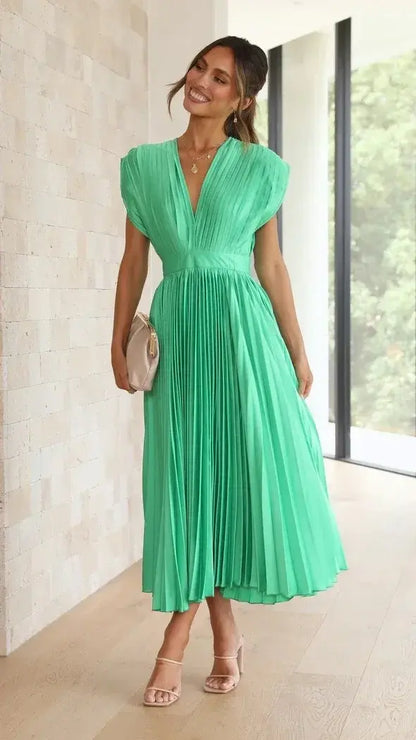 Fada | Vestido plisado con escote profundo