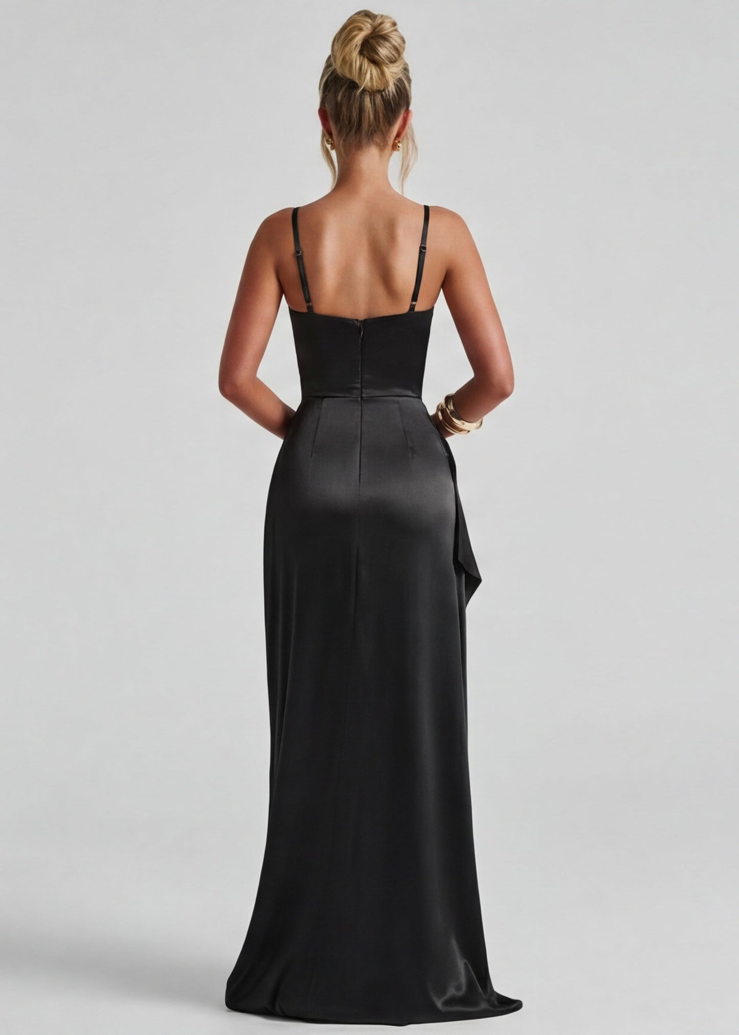 VESTIDO LARGO SATINADO CON ABERTURA