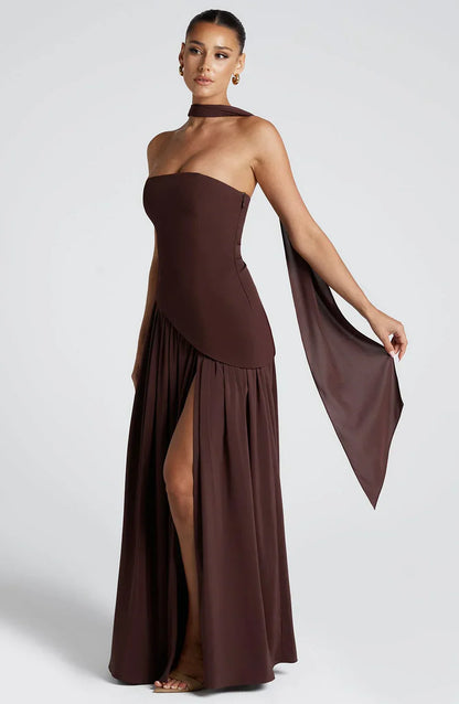 ADRIANA | VESTIDO LARGO ASIMÉTRICO CON ABERTURA